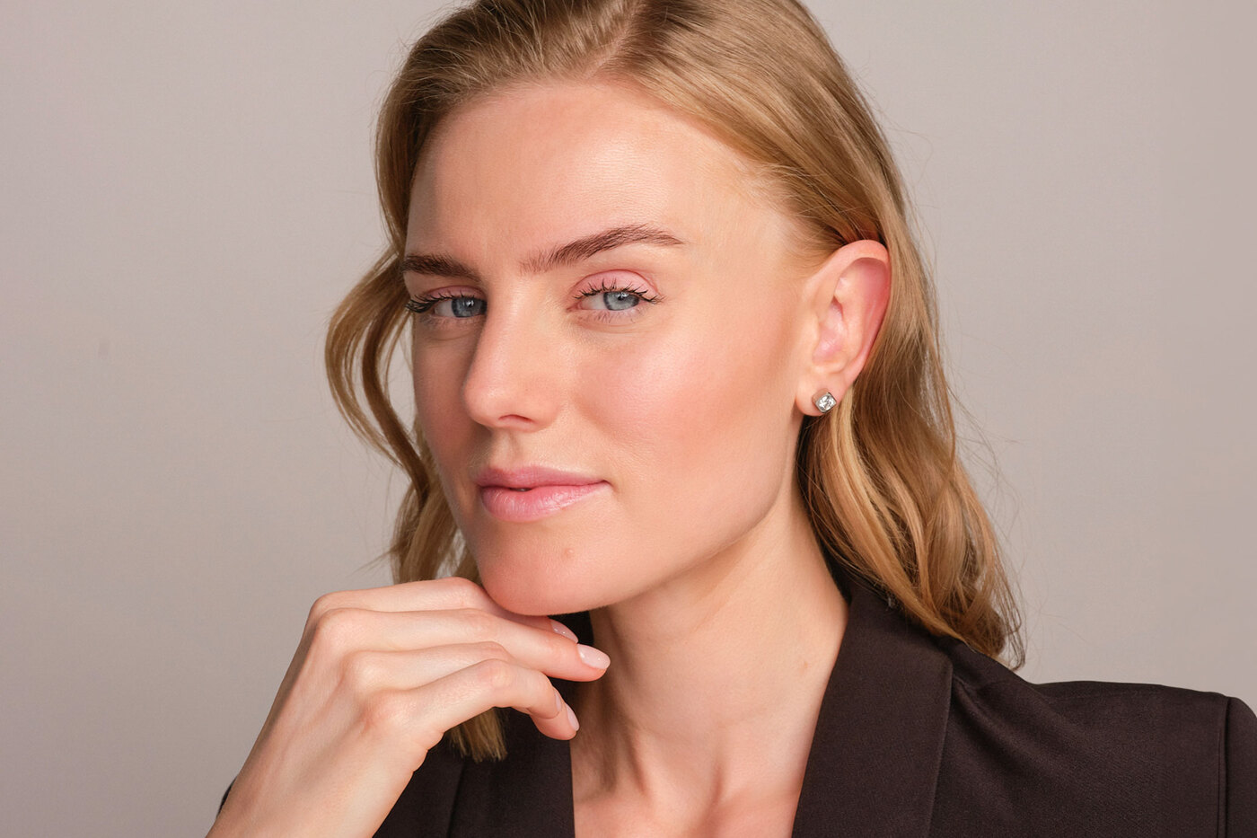 Earrings Motion One