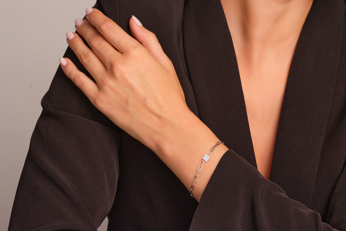 Bracelet Motion