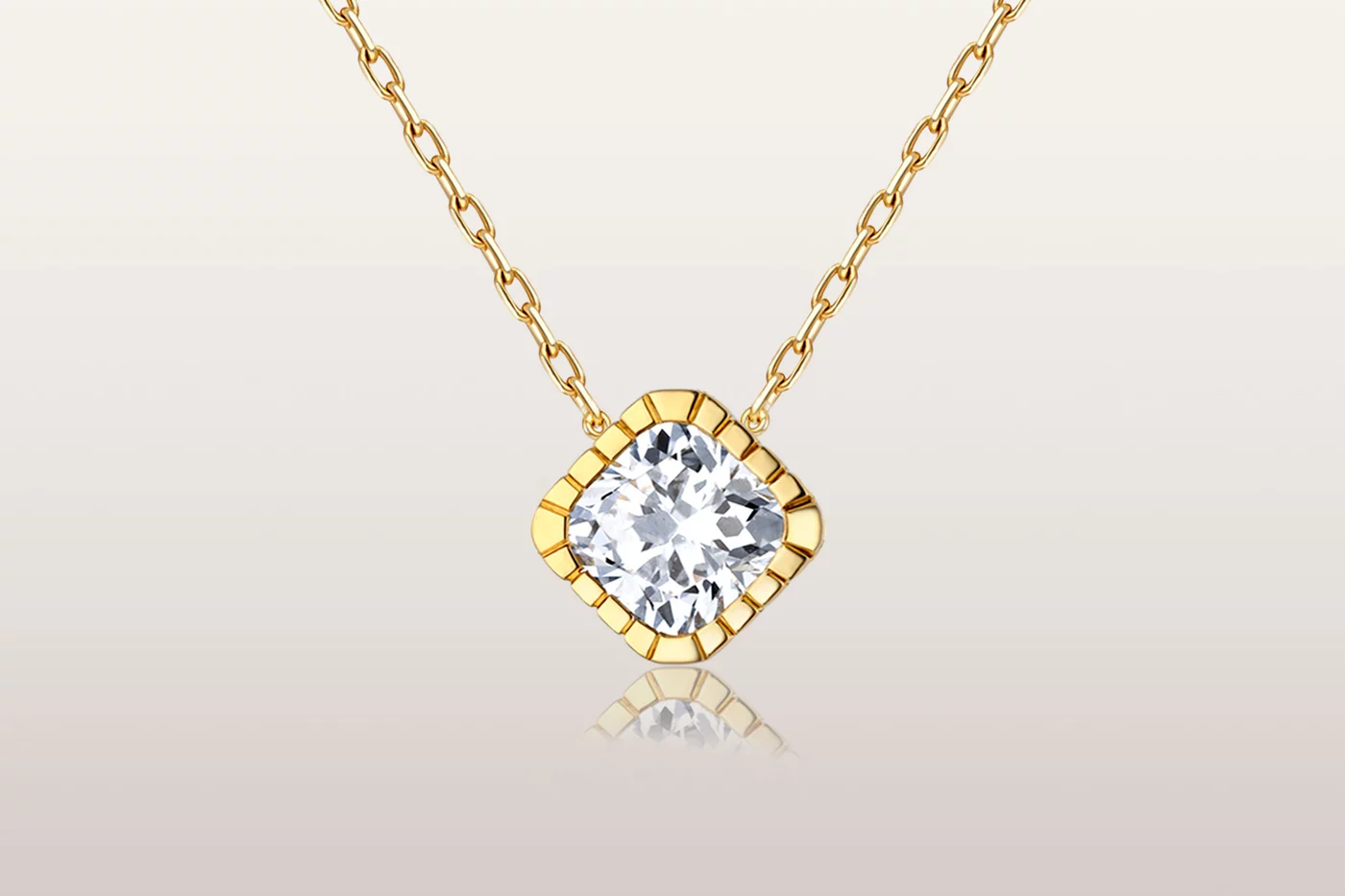 Collier Eternity Cushion