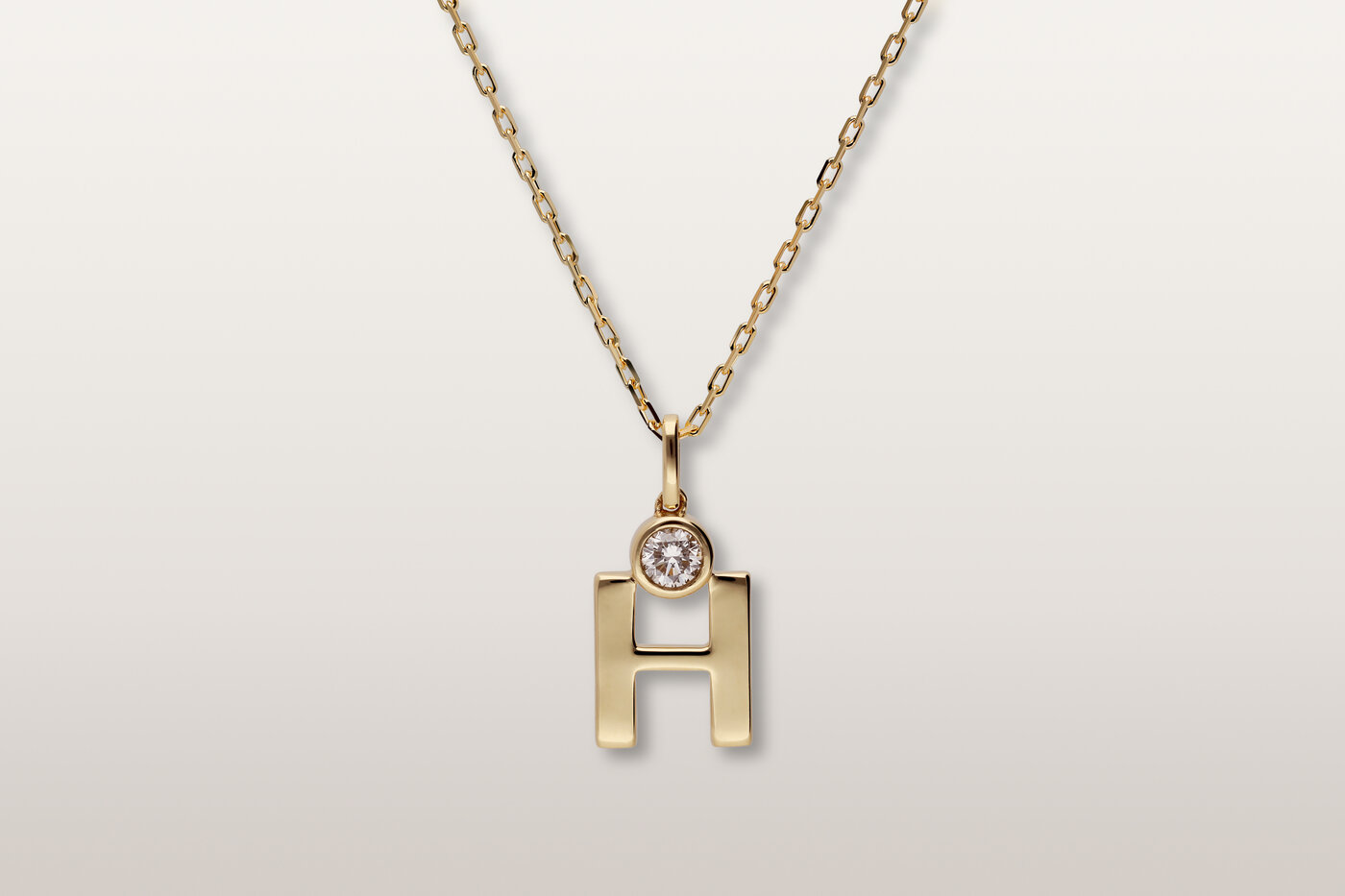 Collier mandana moments