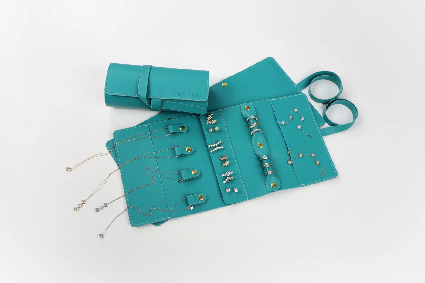 mandana travel case