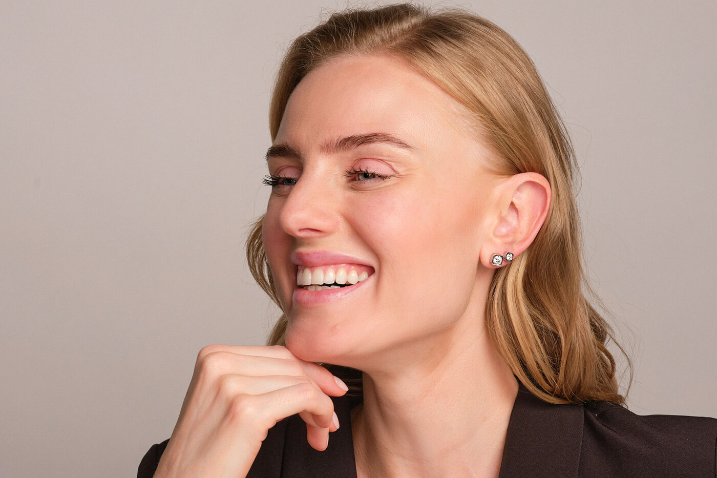 Earrings Motion One