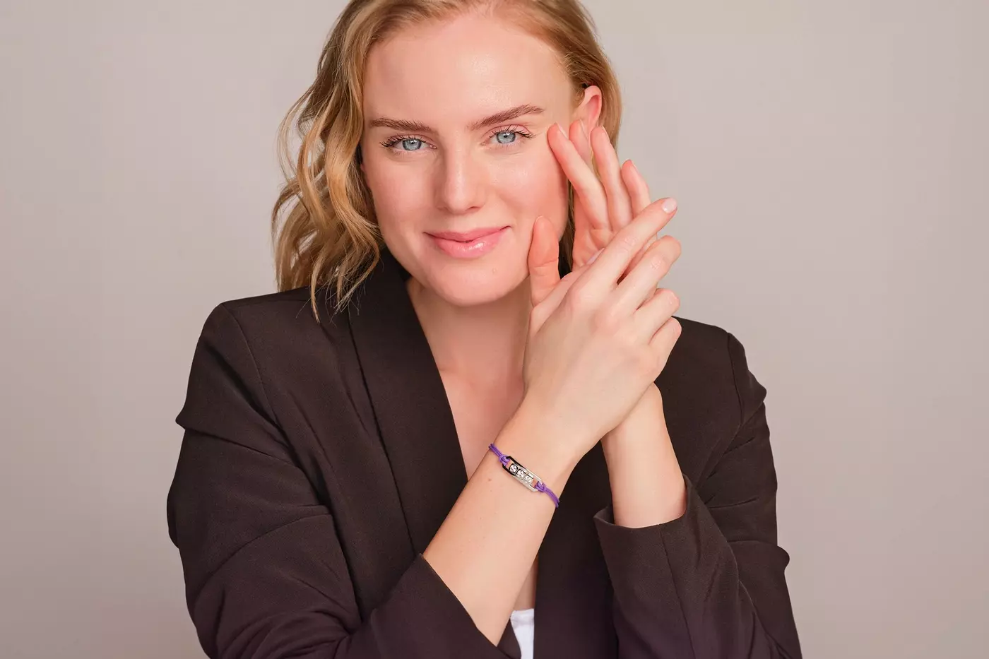 Bracelet Motion Three