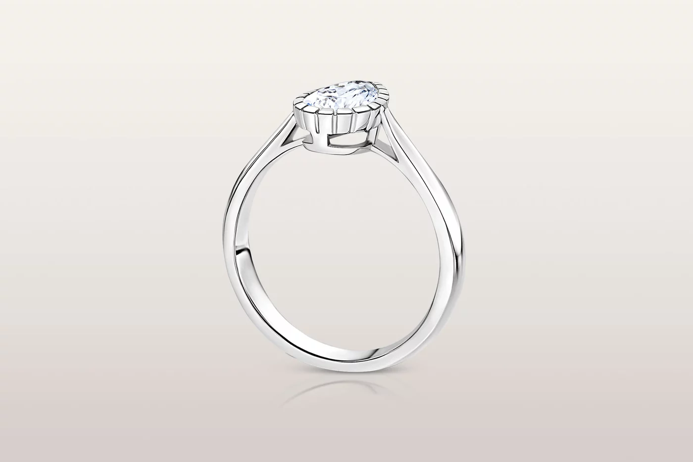 Anello Eternity Pear