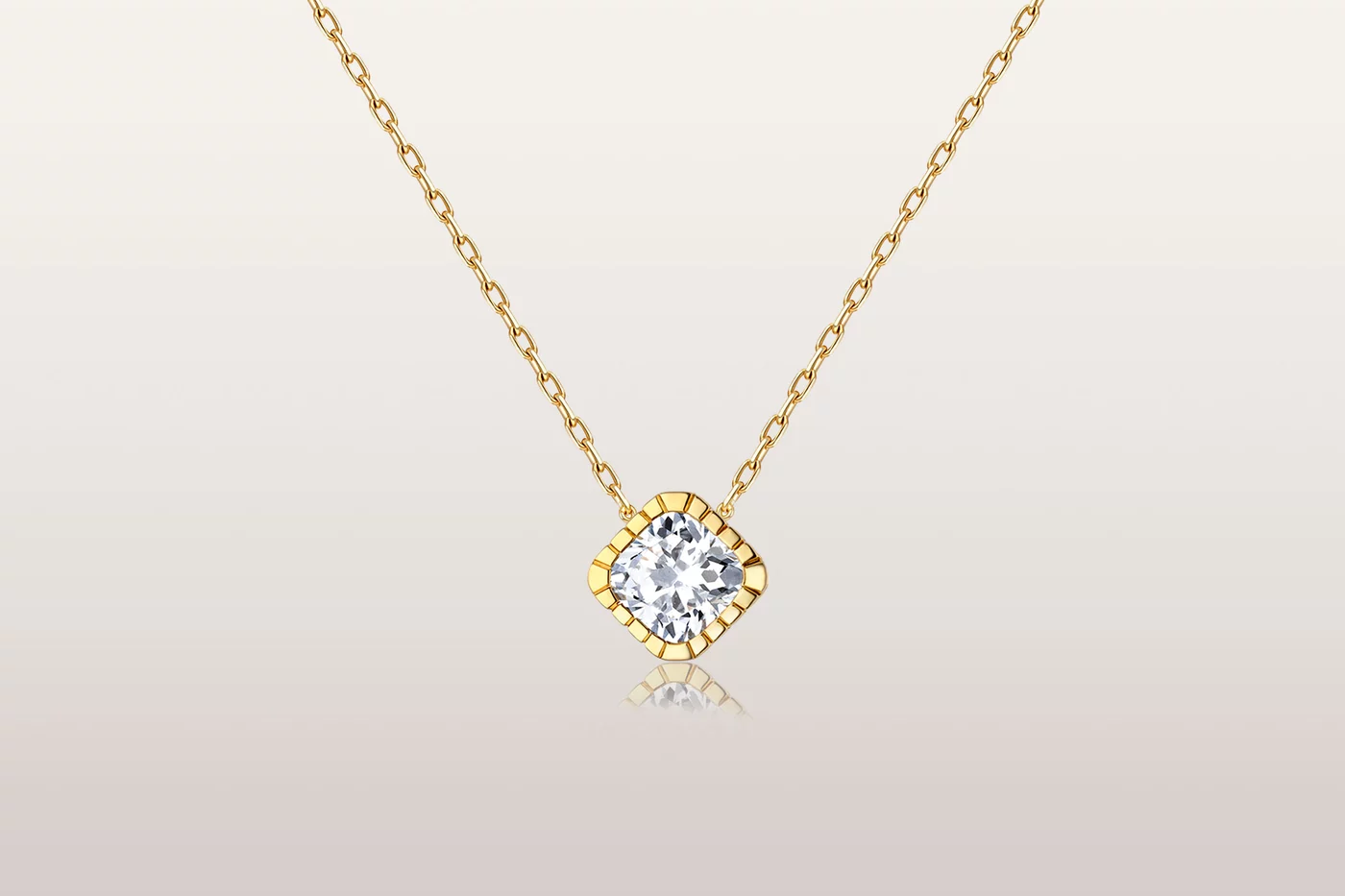 Collier Eternity Cushion