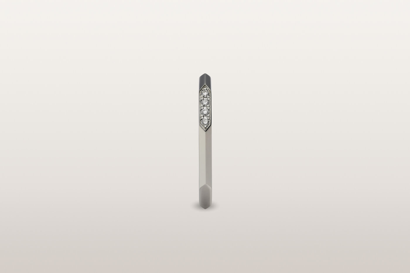 Ear Cuff Capsule Ear Cuff Capsule